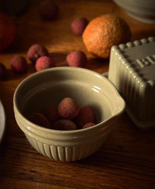 Scallop Bowl 16cm Peppercorn colourway