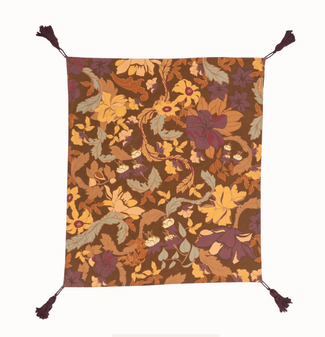 Flora Picnic Rug - Plum