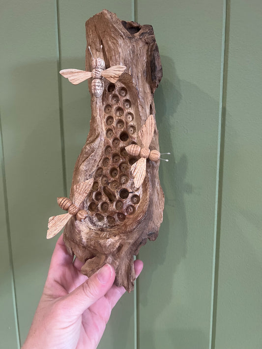 Bee Hotel Timber