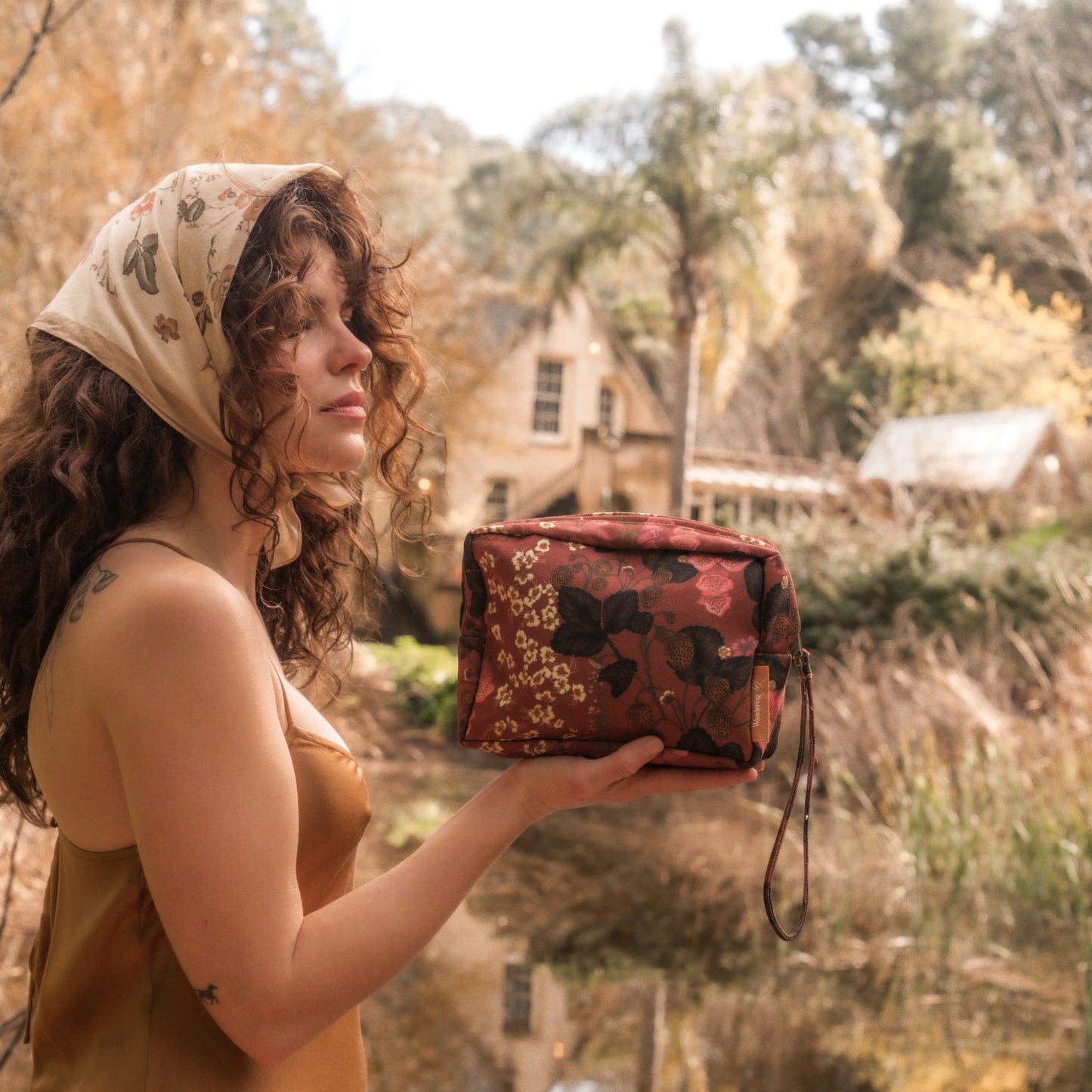 Flourish Sienna Zip Bag Small